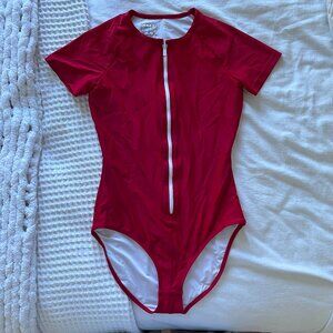 Cover Clothing Short-Sleeved Swimsuit